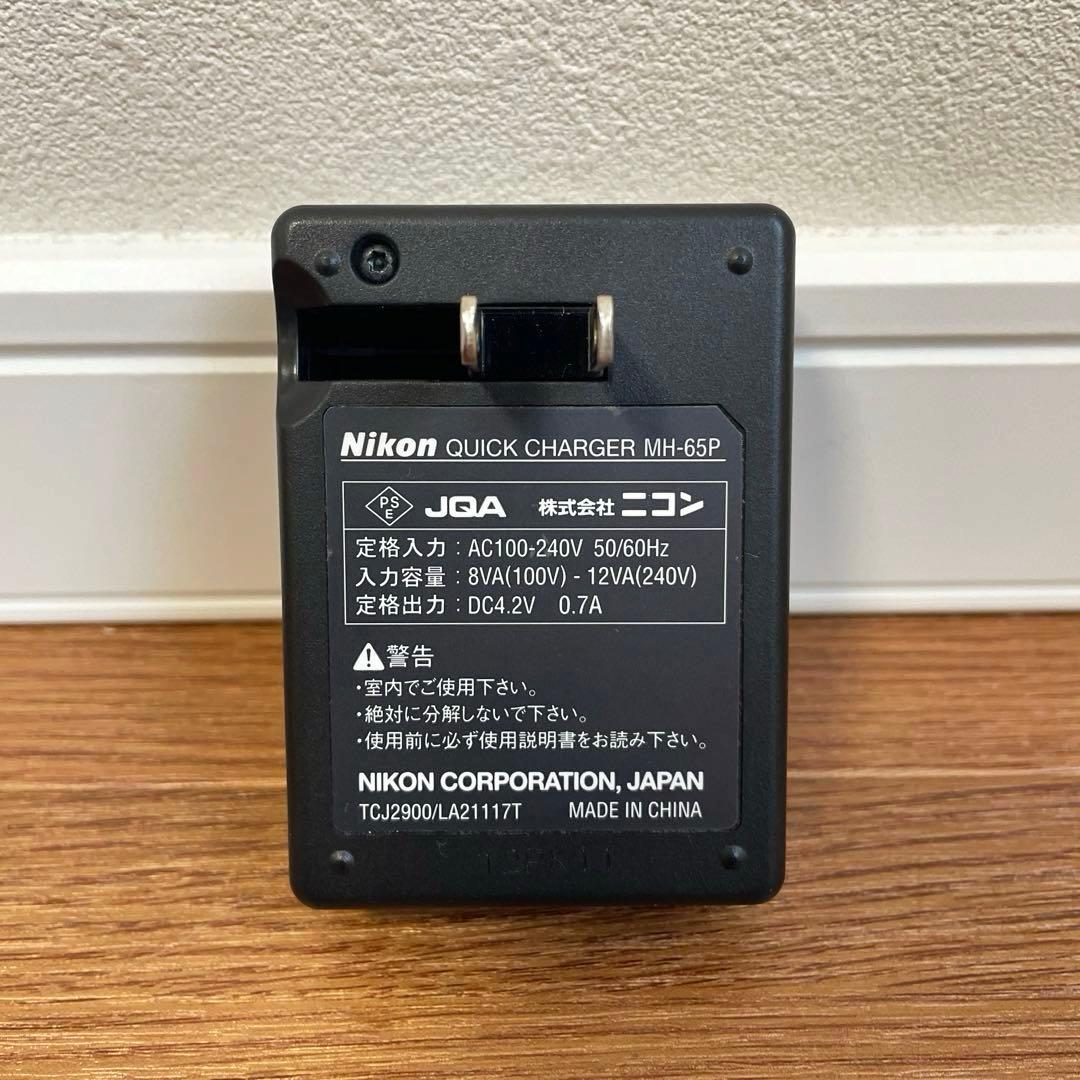 Nikon COOLPIX AW100 防水カメラ フルHD 充電器付　付属品有