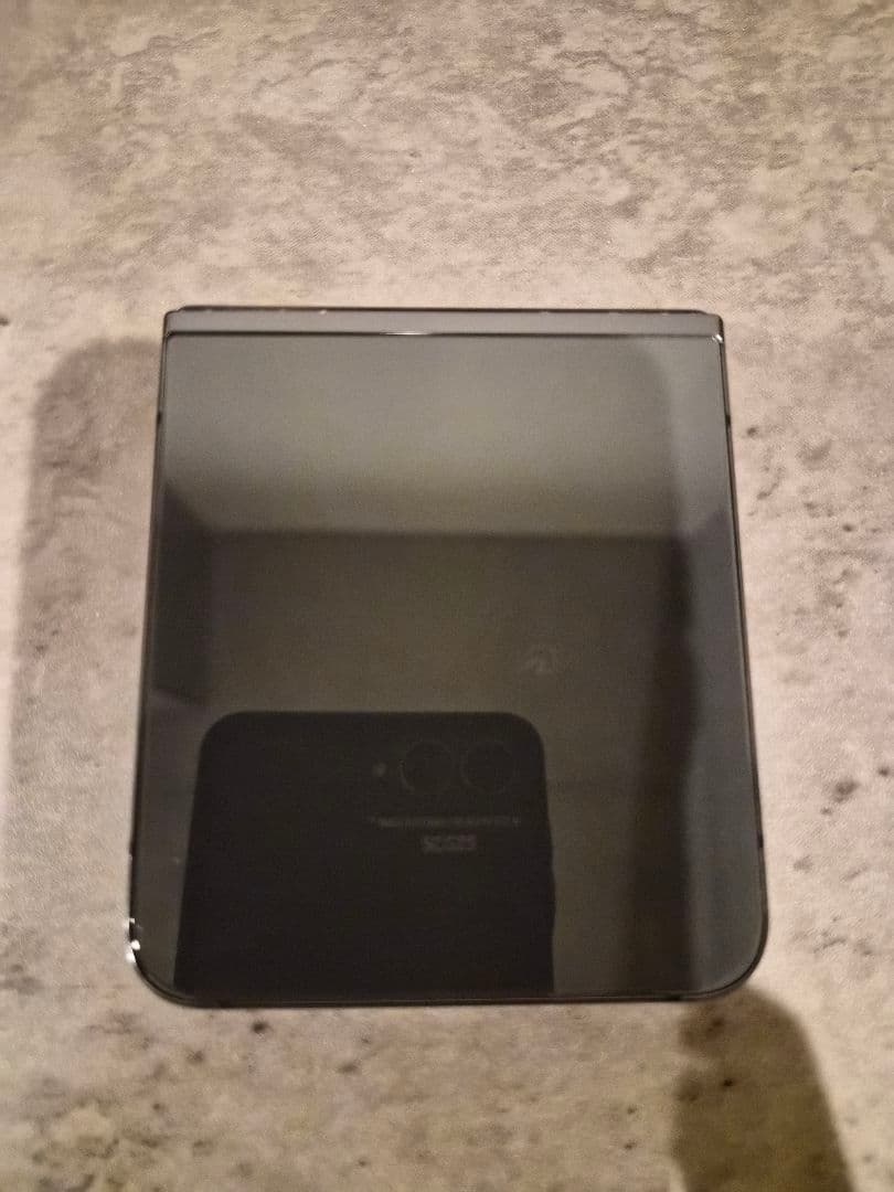Samsung Galaxy zflip5 （国内正規品）