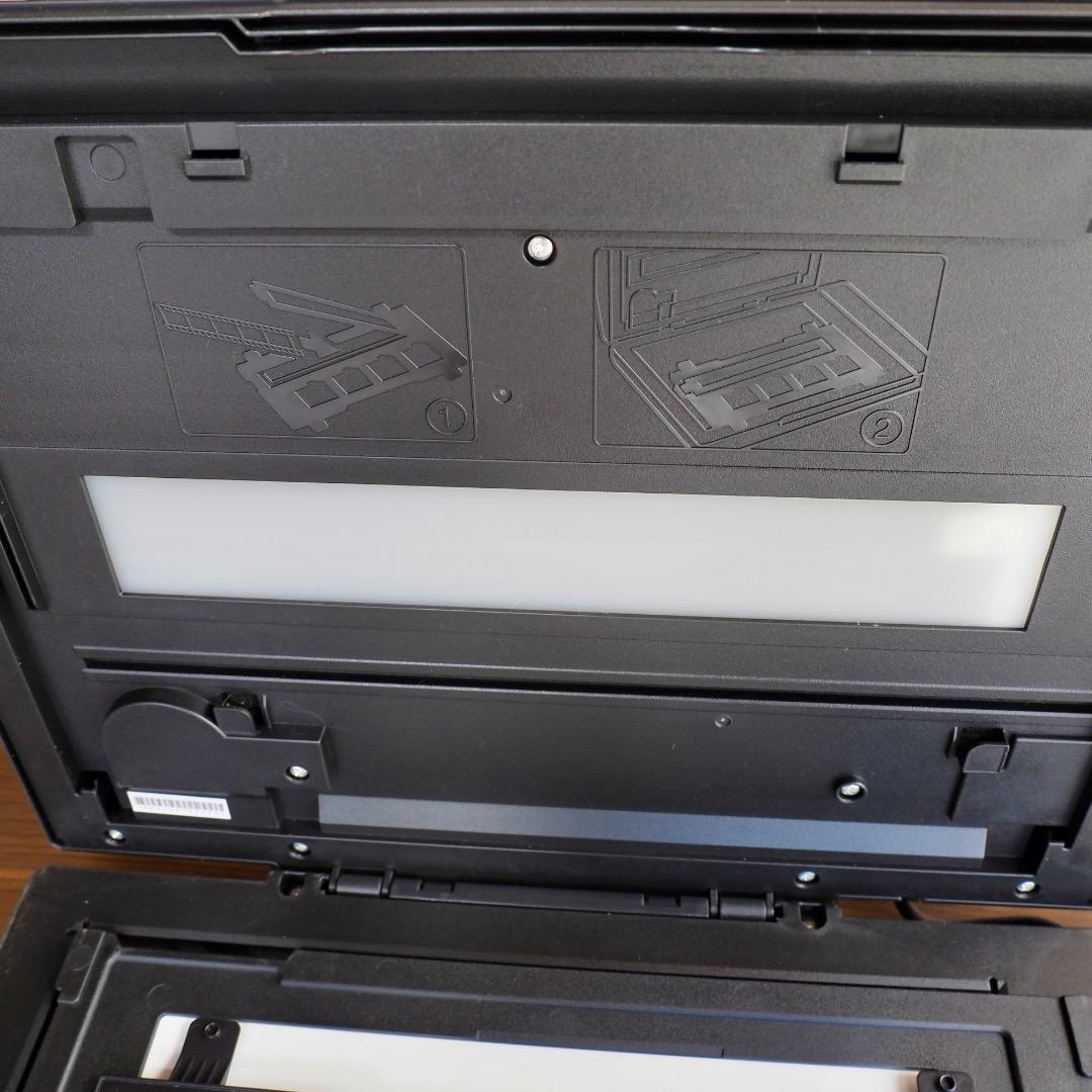 EPSON GT-F740 フラットベッドスキャナー