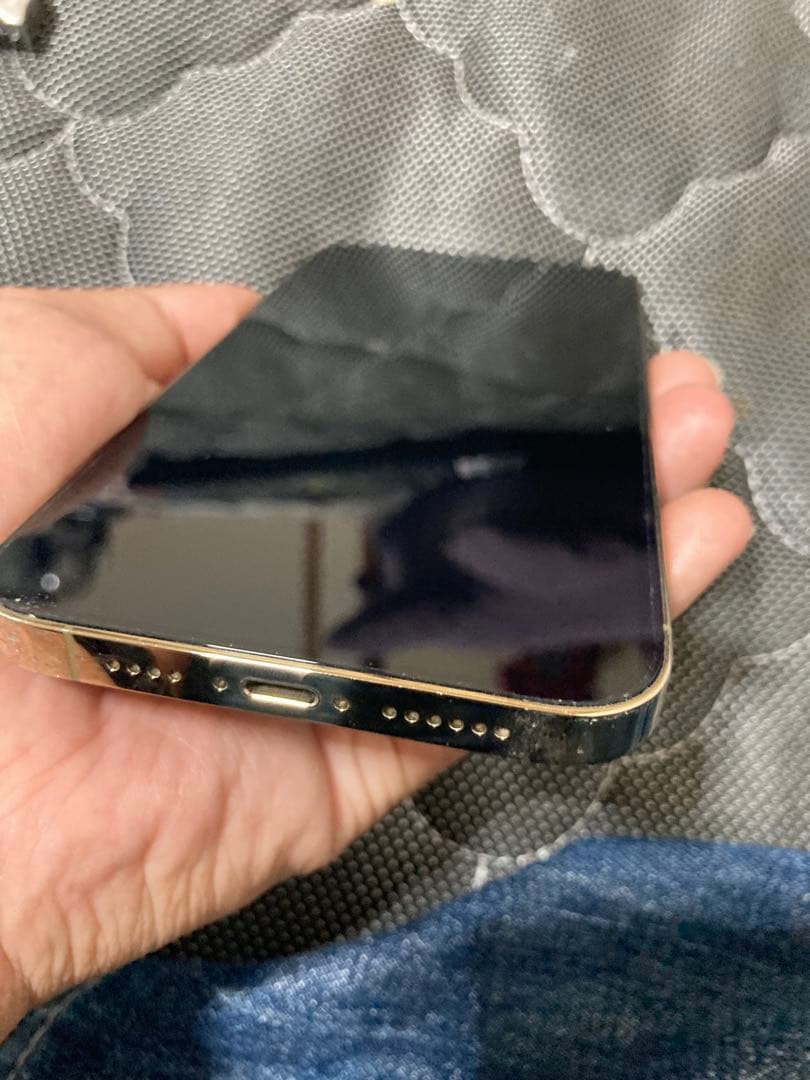 Apple iPhone 12ProMaxパールホワイト 本体 256