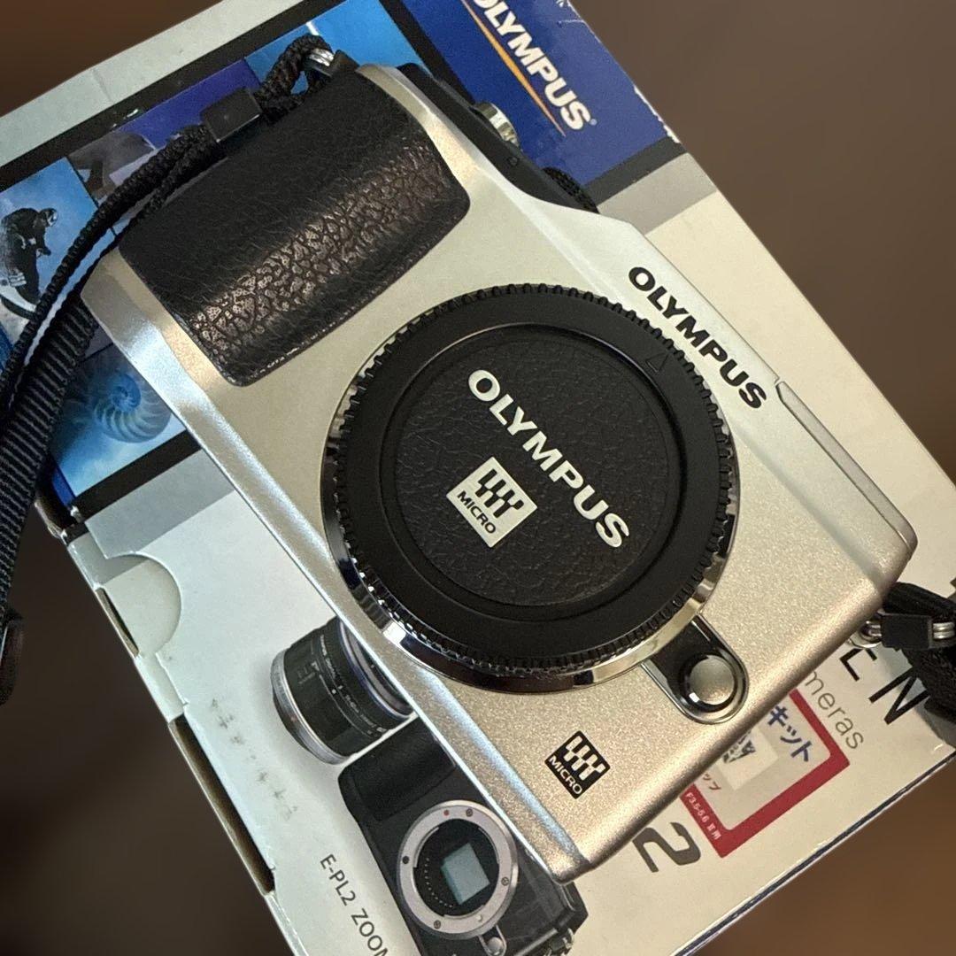 OLYMPUS PL2 レンズキット　元箱入り