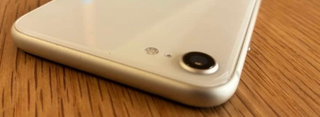 極美品iPhone SE第3世代本体128GBスターライトSIMフリー純正