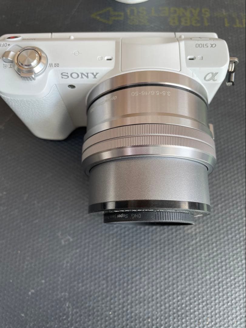 sony デジカメ　α5100 ホワイト　動作品