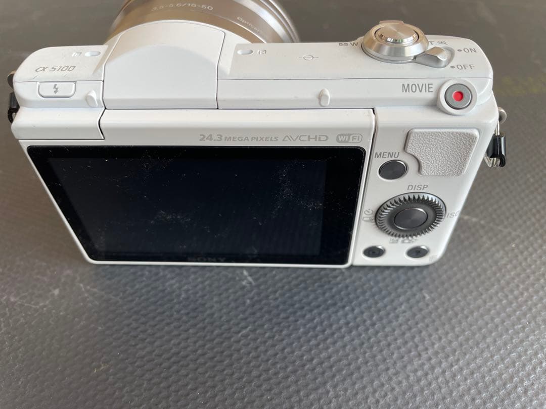 sony デジカメ　α5100 ホワイト　動作品