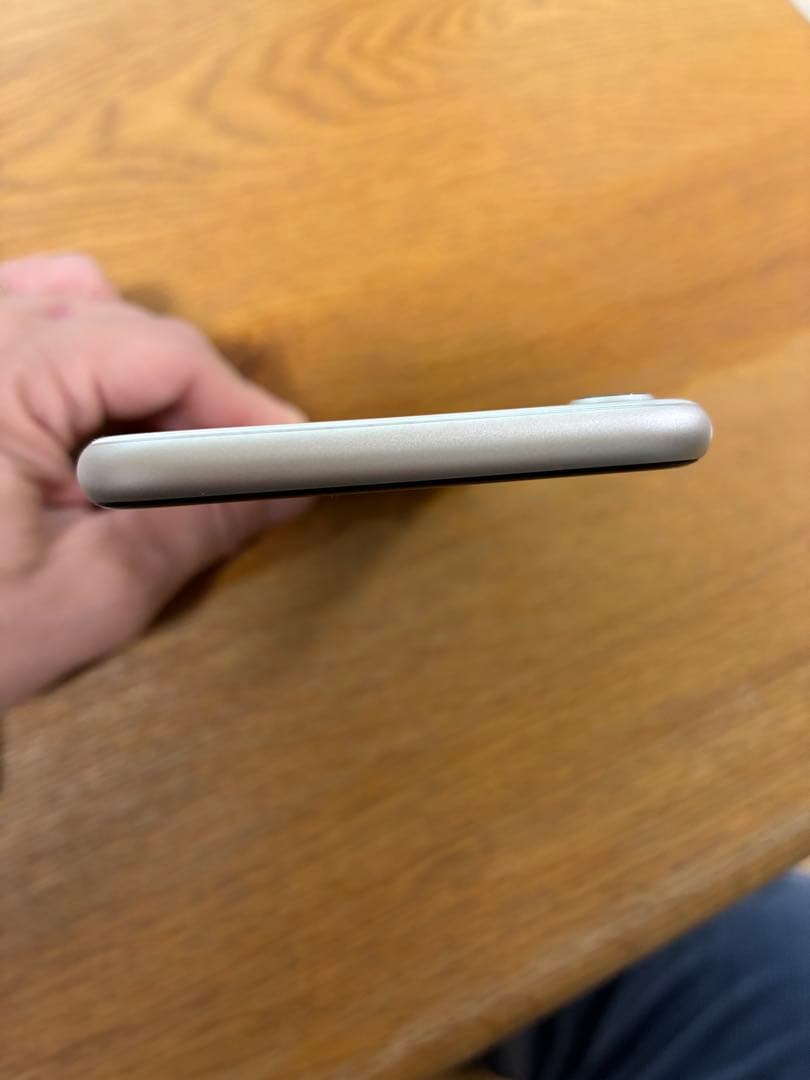 Apple iPhone SE 第三世代 SIMフリー