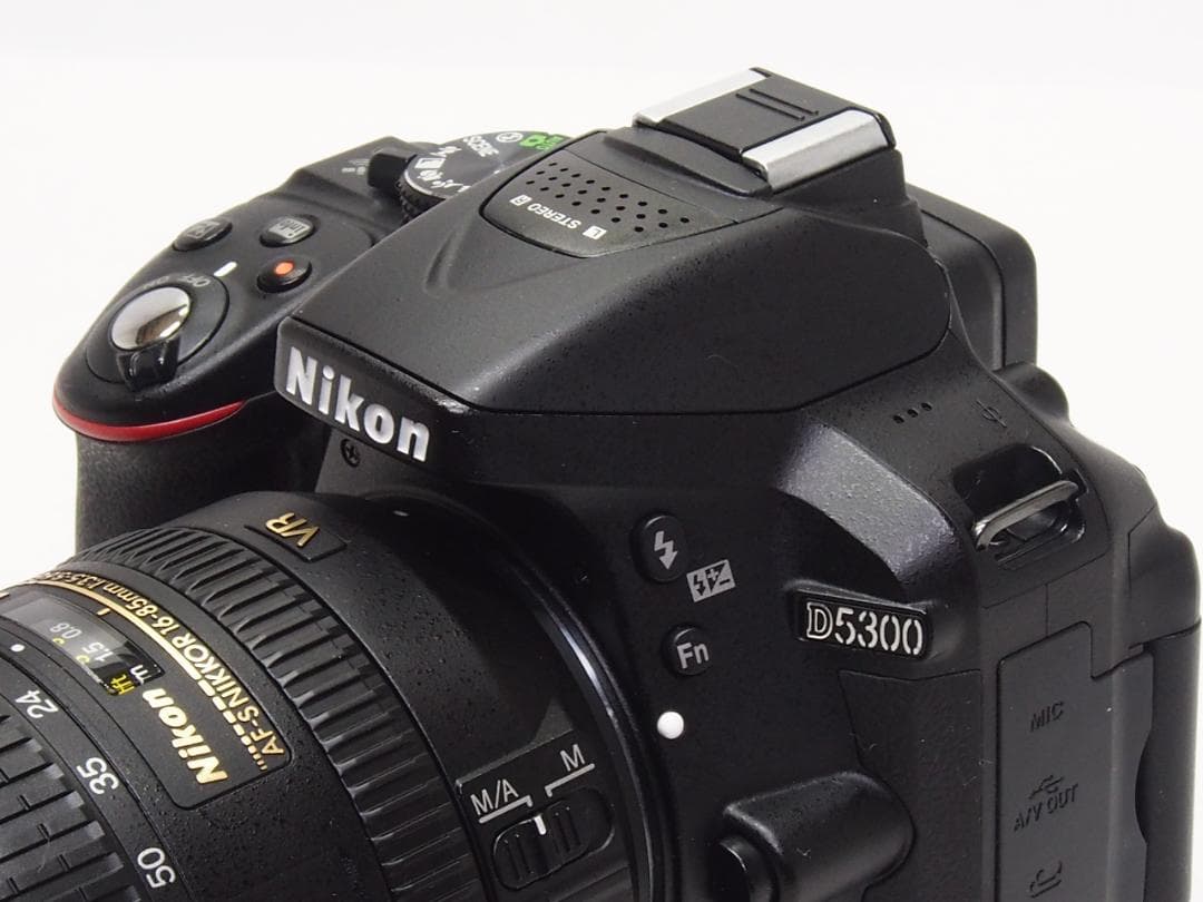 ■美品■ Nikon D5300 18-70 レンズセット《 動作光学良好 元箱