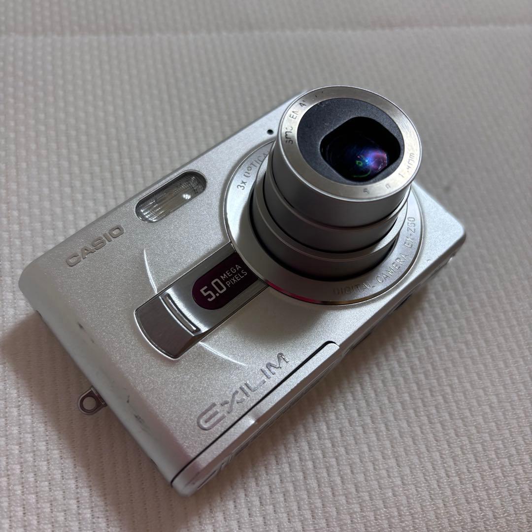 CASIO exilm EX-Z50 デジカメ コンデジ 宮脇咲良
