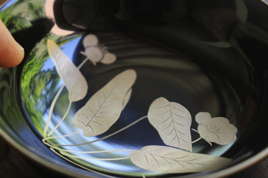 デッドストック！時代金縁黒漆に優美な草花蒔絵の映える小皿6点（検輪島塗蒔絵皿