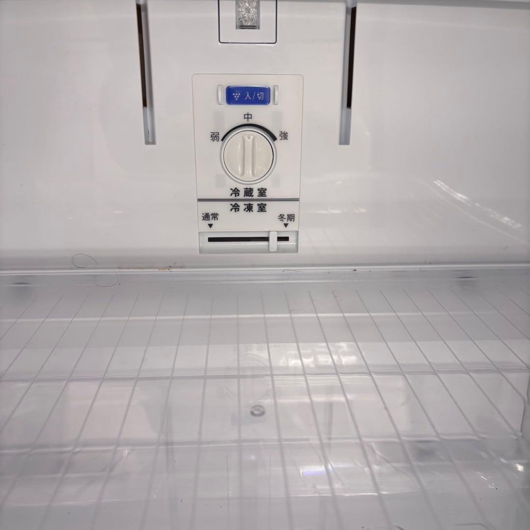 776 ブラウン　SHARP 中型冷蔵庫　2ドア　小型　一人暮らし　右開き