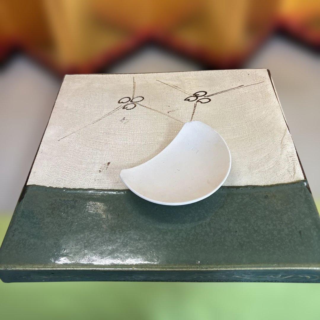 伝統的な鉄製茶釜