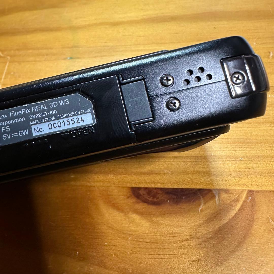 Fujifilm FinePix Real 3D W3 デジカメ 6317