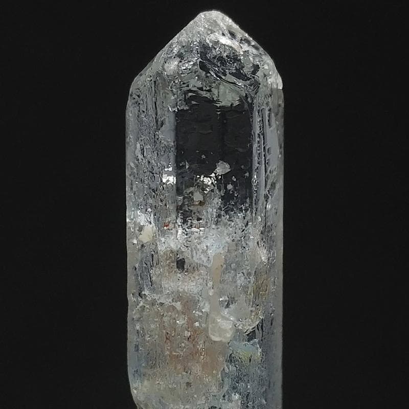 525 ガーネット内包 アクアマリン 結晶 原石 ブラジル産