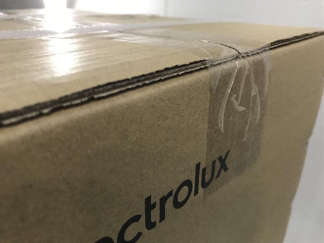 新品 未使用 Electrolux EP52 35WBA 空気清浄機