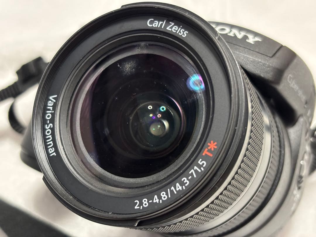 【動作品】SONY DSC-R1 Carl Zeissレンズ難あり