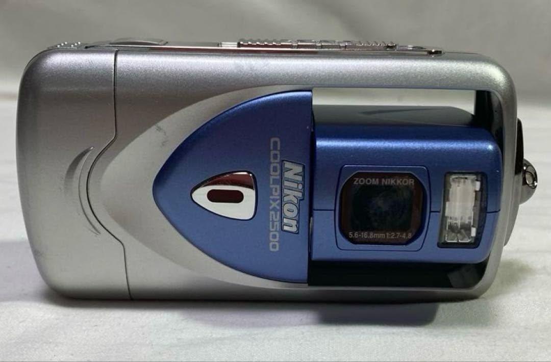 Nikon Coolpix E2500 コンパクトデジタルカメラ 中古/動作品