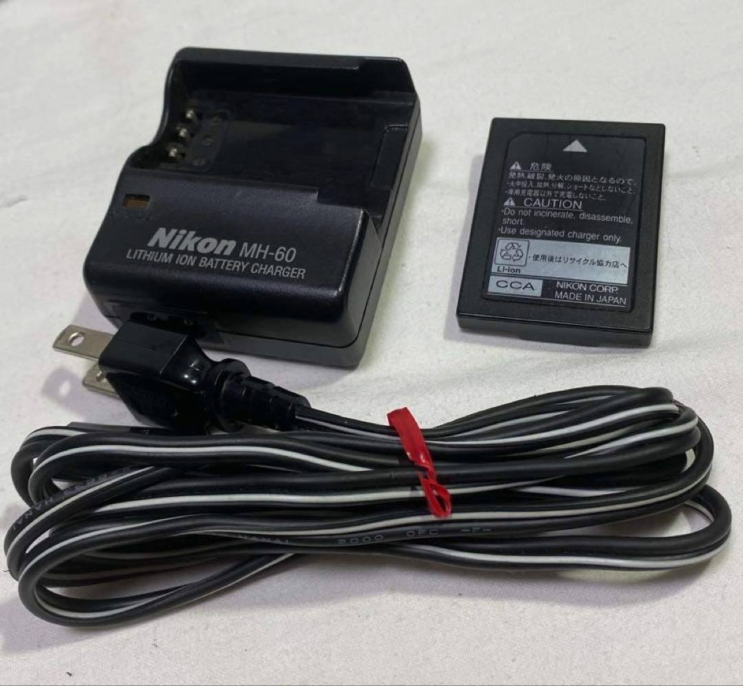 Nikon Coolpix E2500 コンパクトデジタルカメラ 中古/動作品