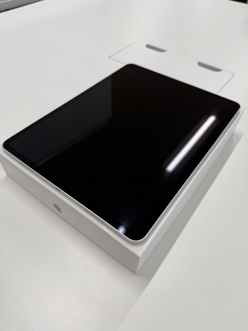 【未使用】M2 iPad Pro 第6世代 12.9インチ 128GB