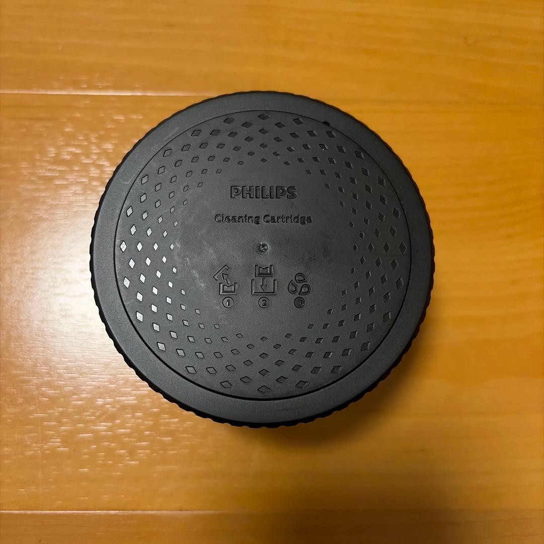 Philips 9000 Series 電気シェーバー　洗浄液付き