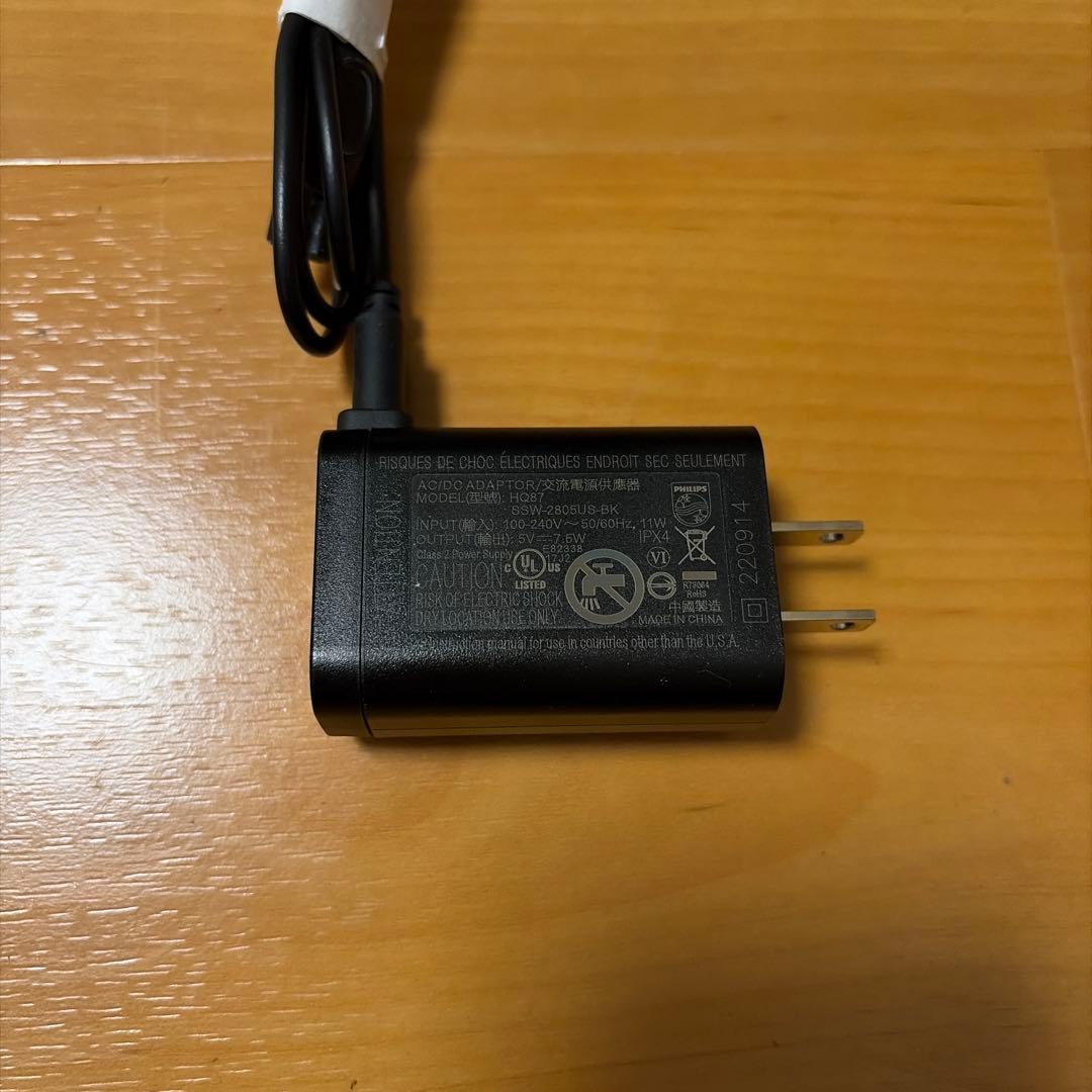 Philips 9000 Series 電気シェーバー　洗浄液付き
