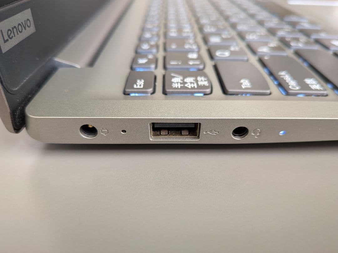 Lenovo ノートPC シルバー ACアダプター付き