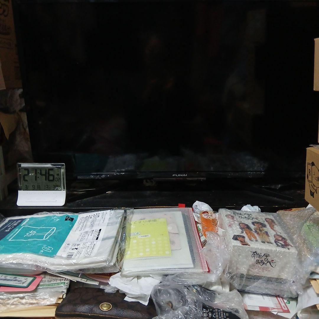 FUNAI 液晶テレビ スタンド付き４０インチ