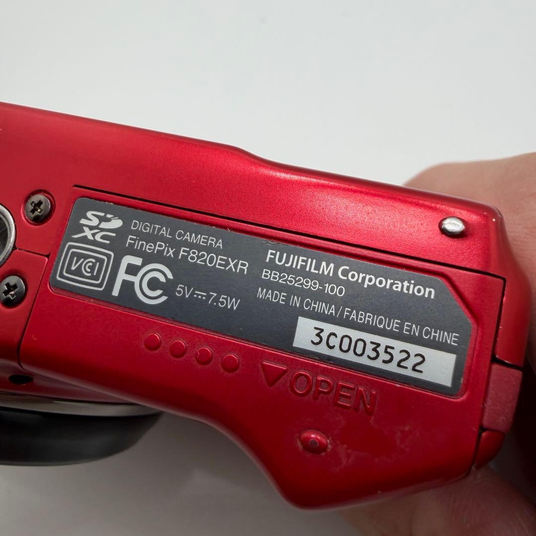 【動作品】FUJIFILM デジカメ F820 EXR 赤 コンデジ
