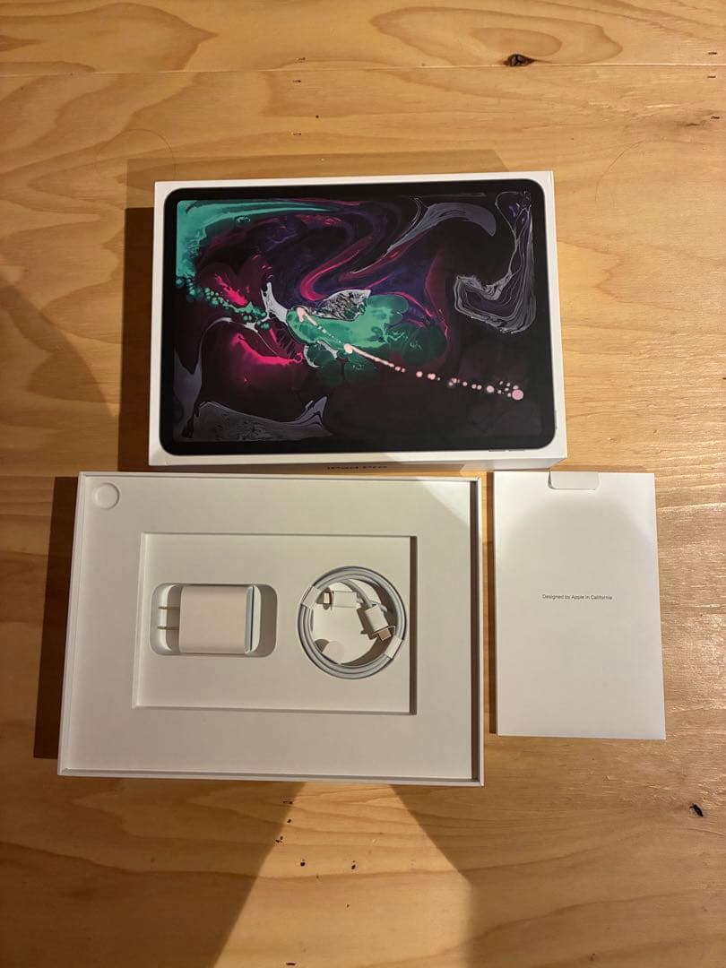 水*野様 ジャンク品 iPad Pro 11 Wi-Fi 外箱・付属品付 MTX