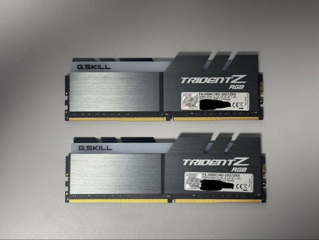 メモリー G.SKILL TRIDENT Z RGB DDR4 3200MHz 32GB