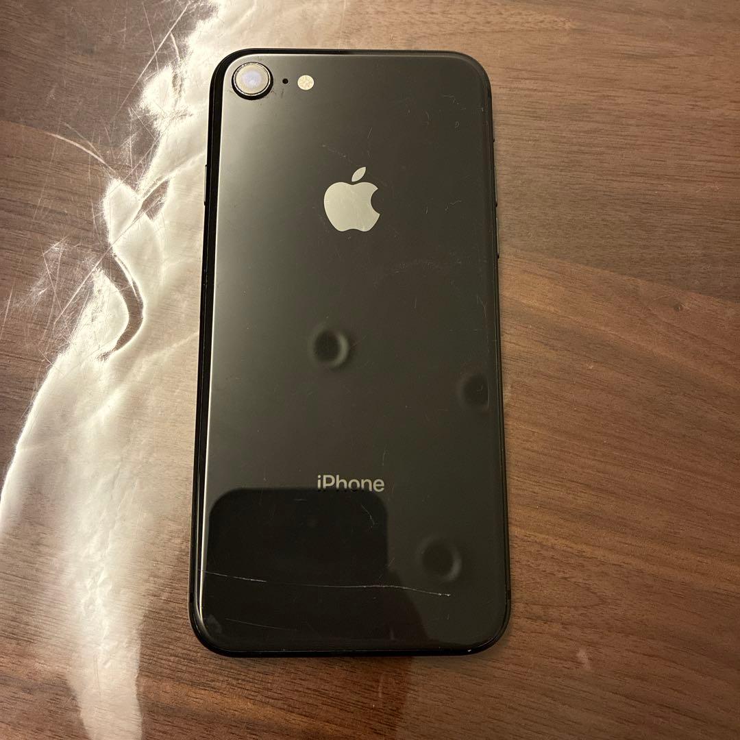 iPhone 8 箱付き　バッテリー最大容量93%