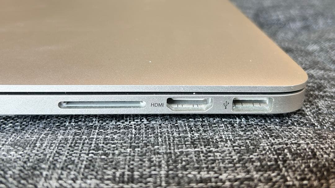 【MacBook Pro】Mid 2014 │ 13インチ 動作品 初期化済み
