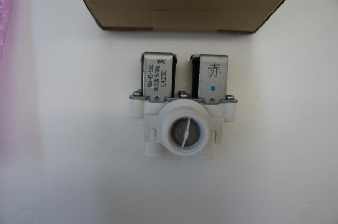 HITACHI 洗濯機 給水弁　BW-8GV-030　新品未使用