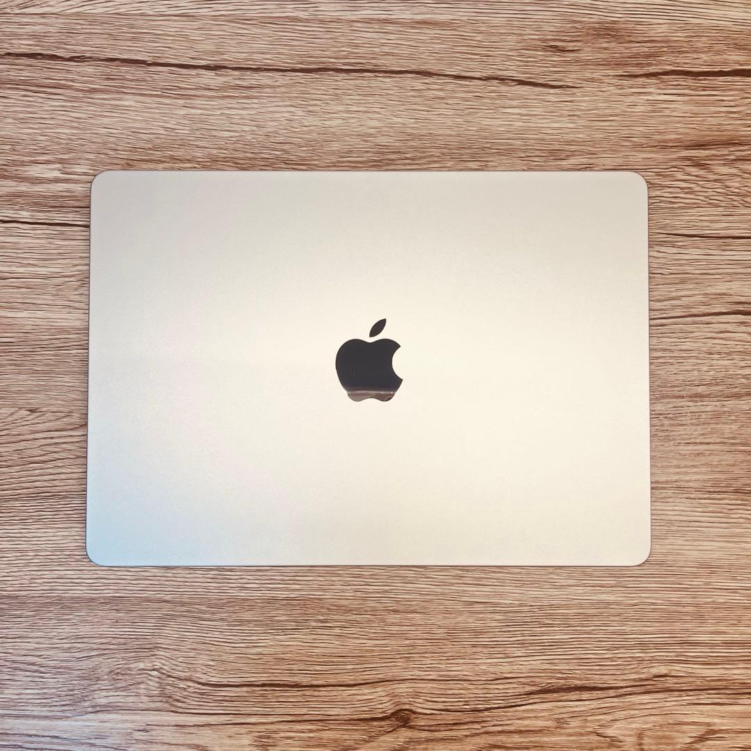 Macbook Air M2 13.6 スターライト 8GB/256GB