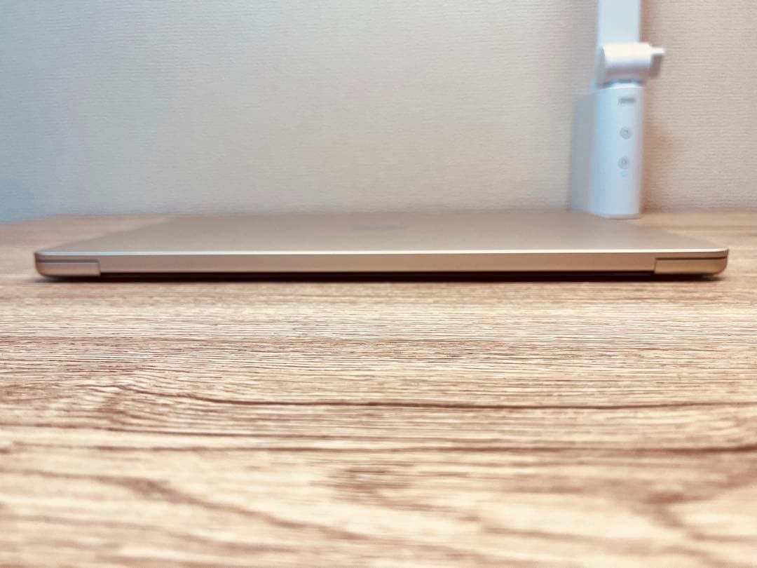 Macbook Air M2 13.6 スターライト 8GB/256GB