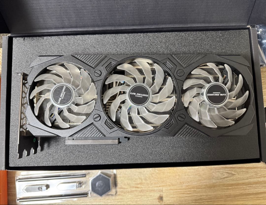 保証残あり　玄人志向　GEFORCE RTX 4070Ti