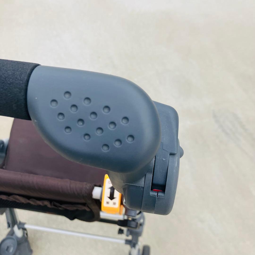 【美品】マキテックシルバーカー　前輪2way ハンドル5段調整　座れるタイプ