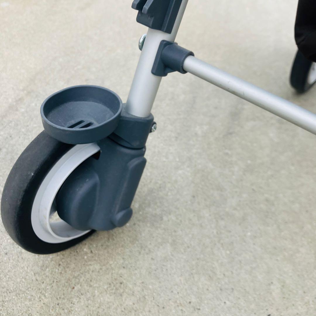 【美品】マキテックシルバーカー　前輪2way ハンドル5段調整　座れるタイプ