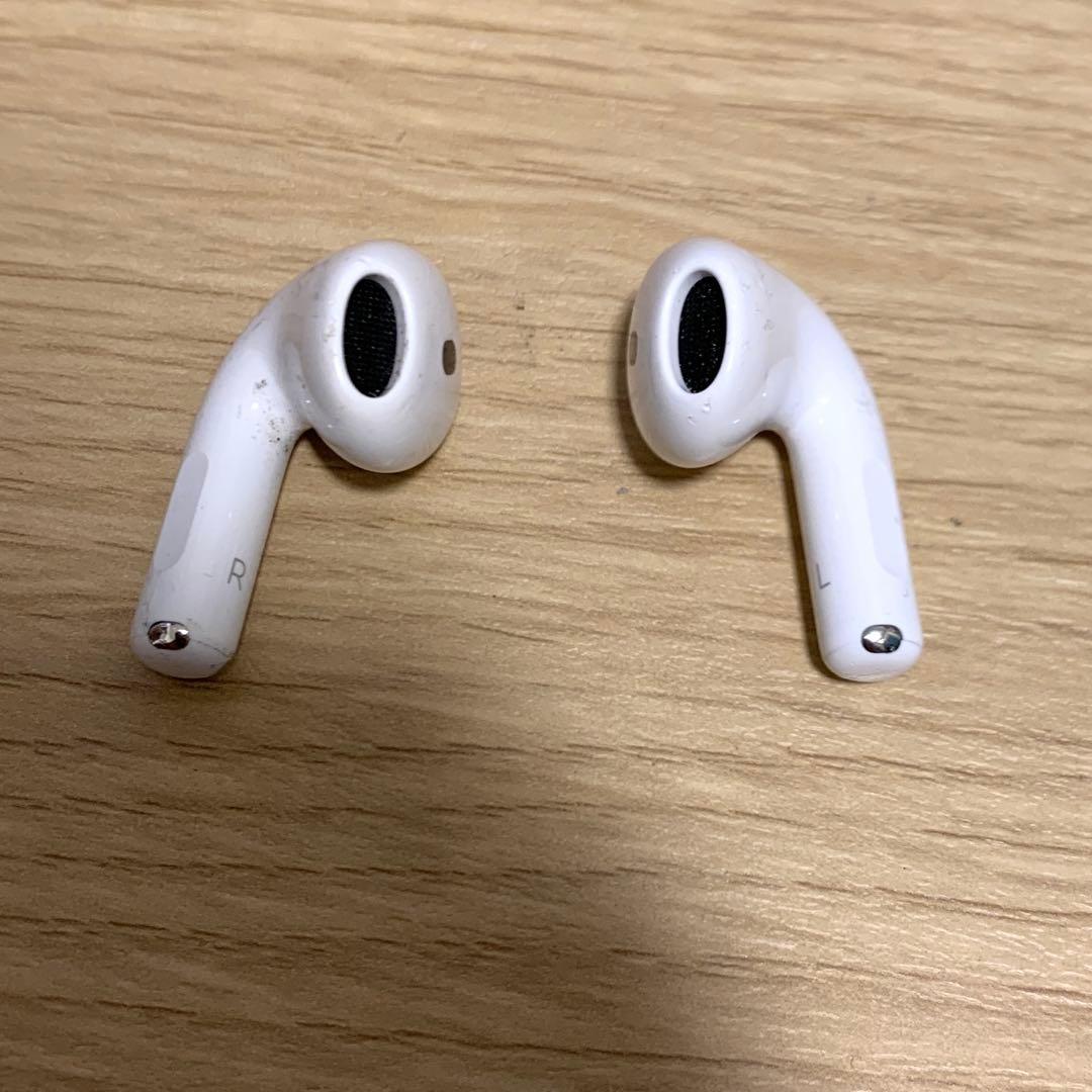 AirPods 第4世代　イヤホンのみ