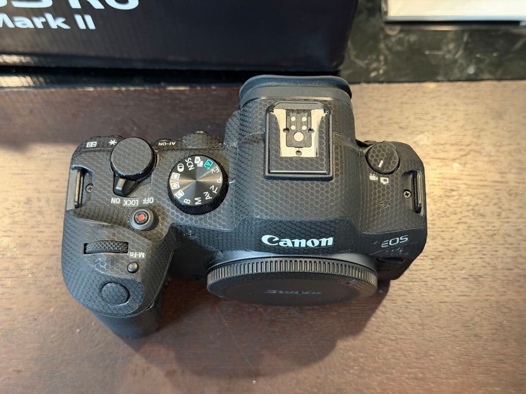 【美品】Canon EOS R6 Mark II 本体