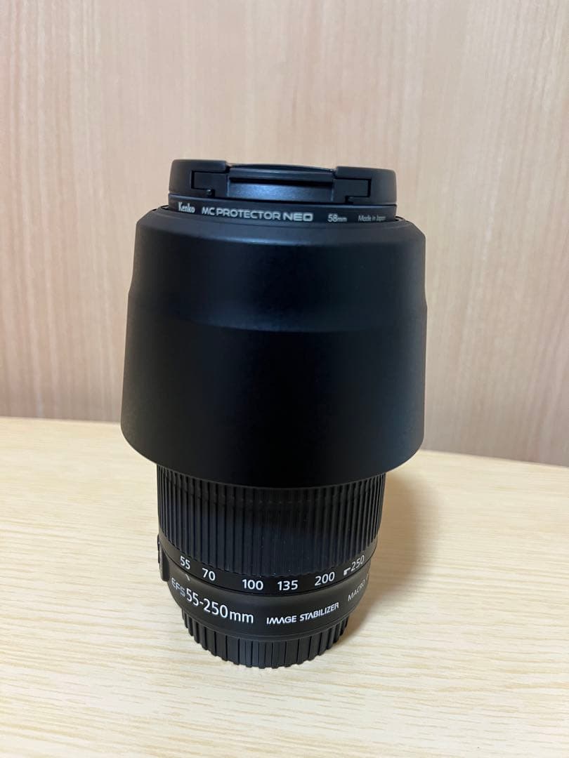 Canon EF-S 55-250mm レンズとET63カバー