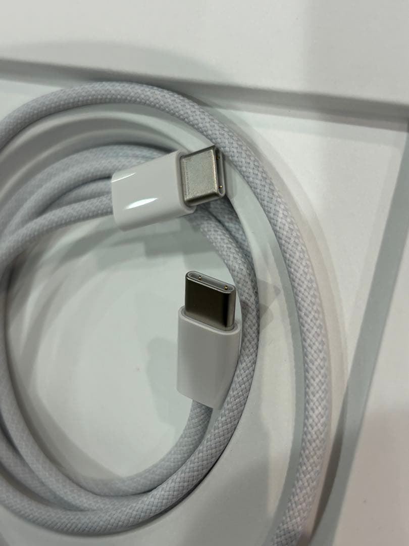 Apple iPad A16 MD3Y4J/A 【極美品】充放電回数7回