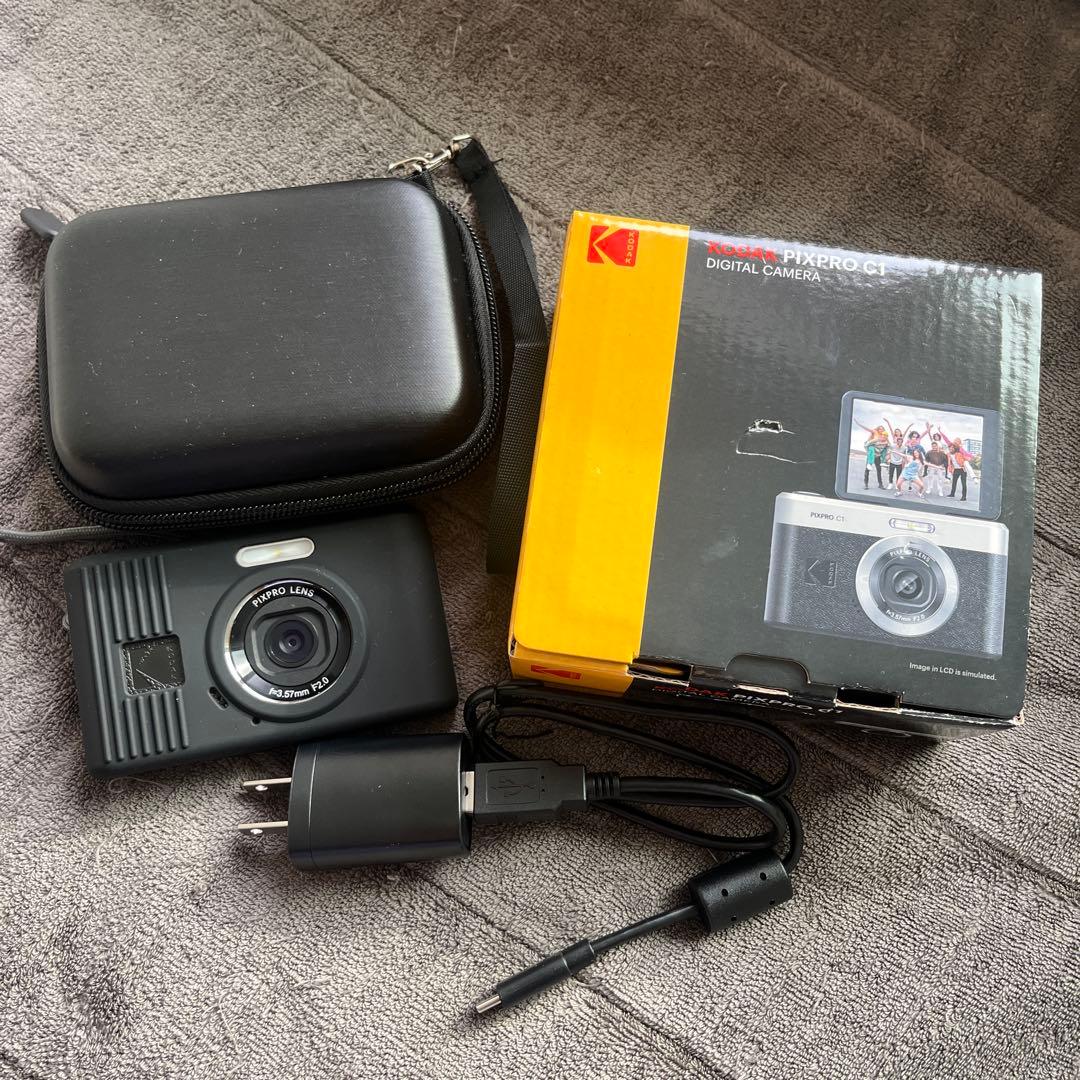 Kodak PIXPRO デジタルカメラ 本体と付属品