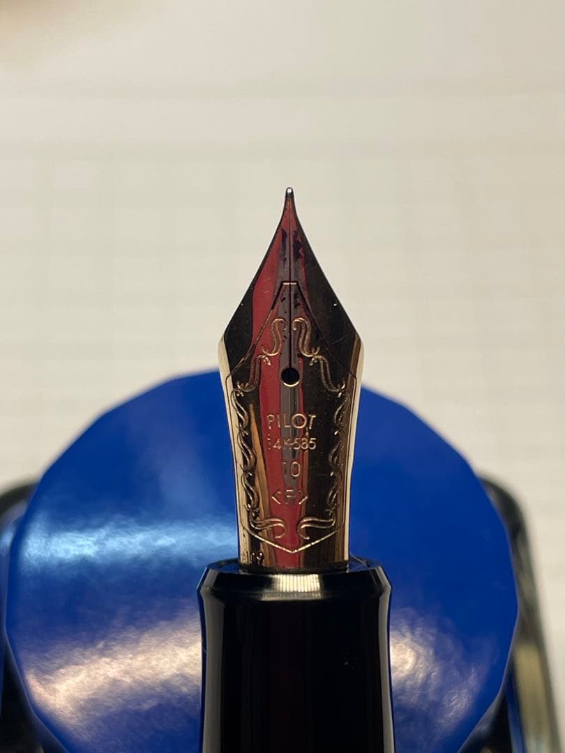 Pilot Custom 742 万年筆 黒 F 細字