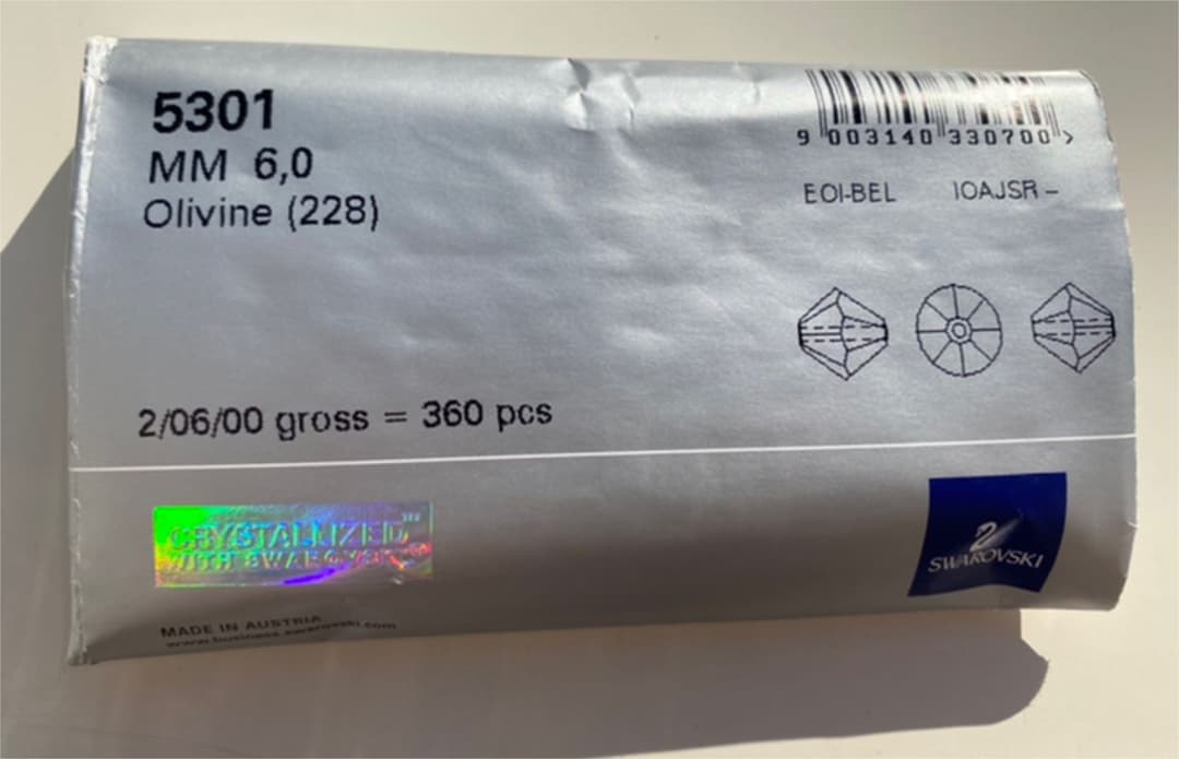 スワロフスキー　Swarovski ヴィンテージ　5301 6mm オリビン