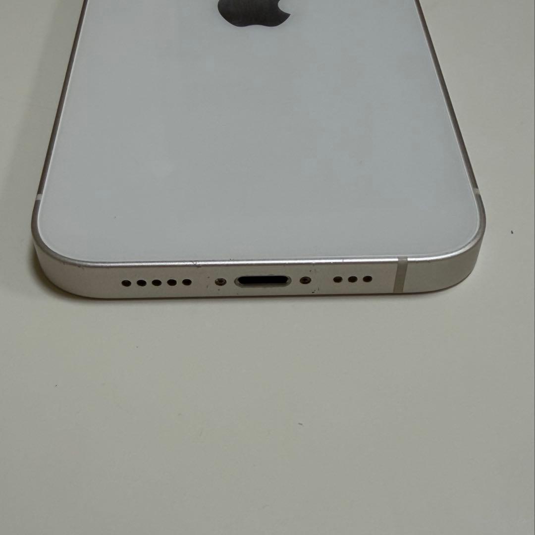 Apple iPhone13 256GB 本体 スターライト simなし
