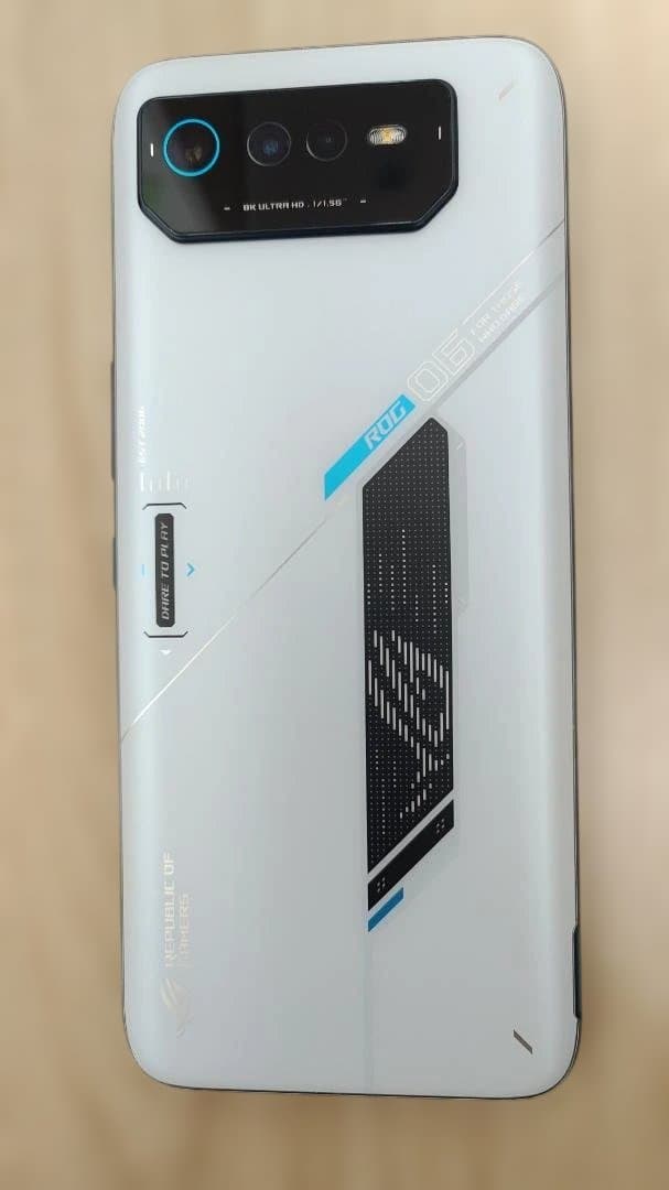 ASUS ROG Phone 6　512GB [国内版]