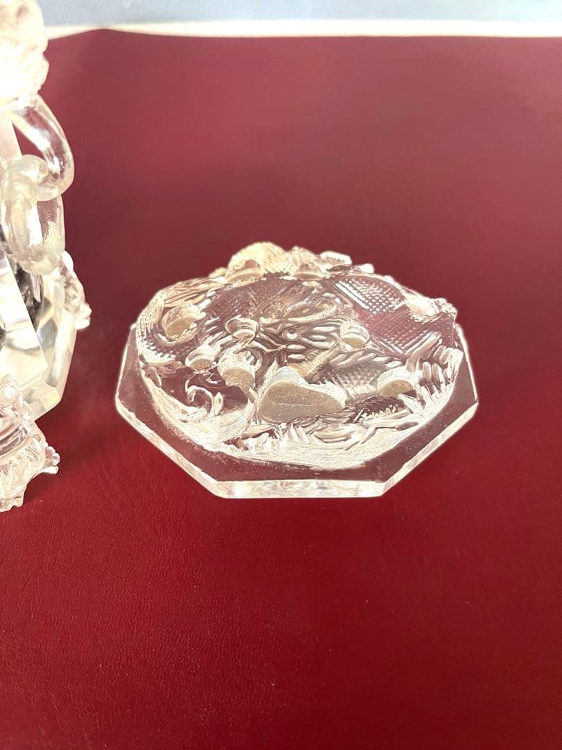 『裏絵』唐代の宮廷の女性たち　クリスタル工芸品　reverse painted