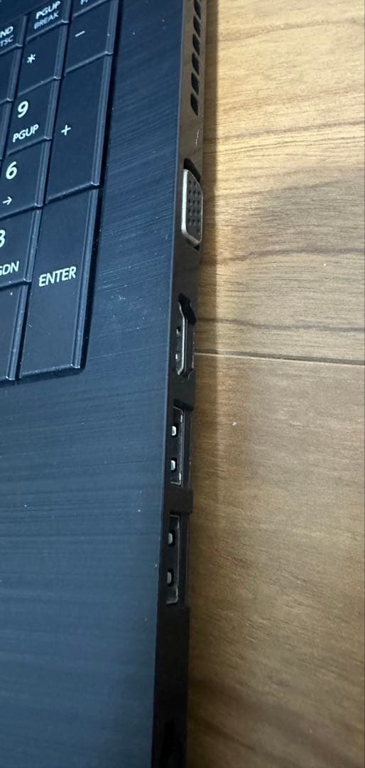 東芝B55/Bメモリ4GB SSD128GB WIN11 OFFICE 2024