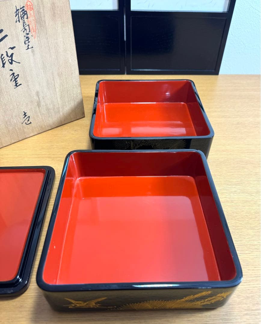 600輪島塗　木製　濱田屋謹製　二段重　沈金　共箱