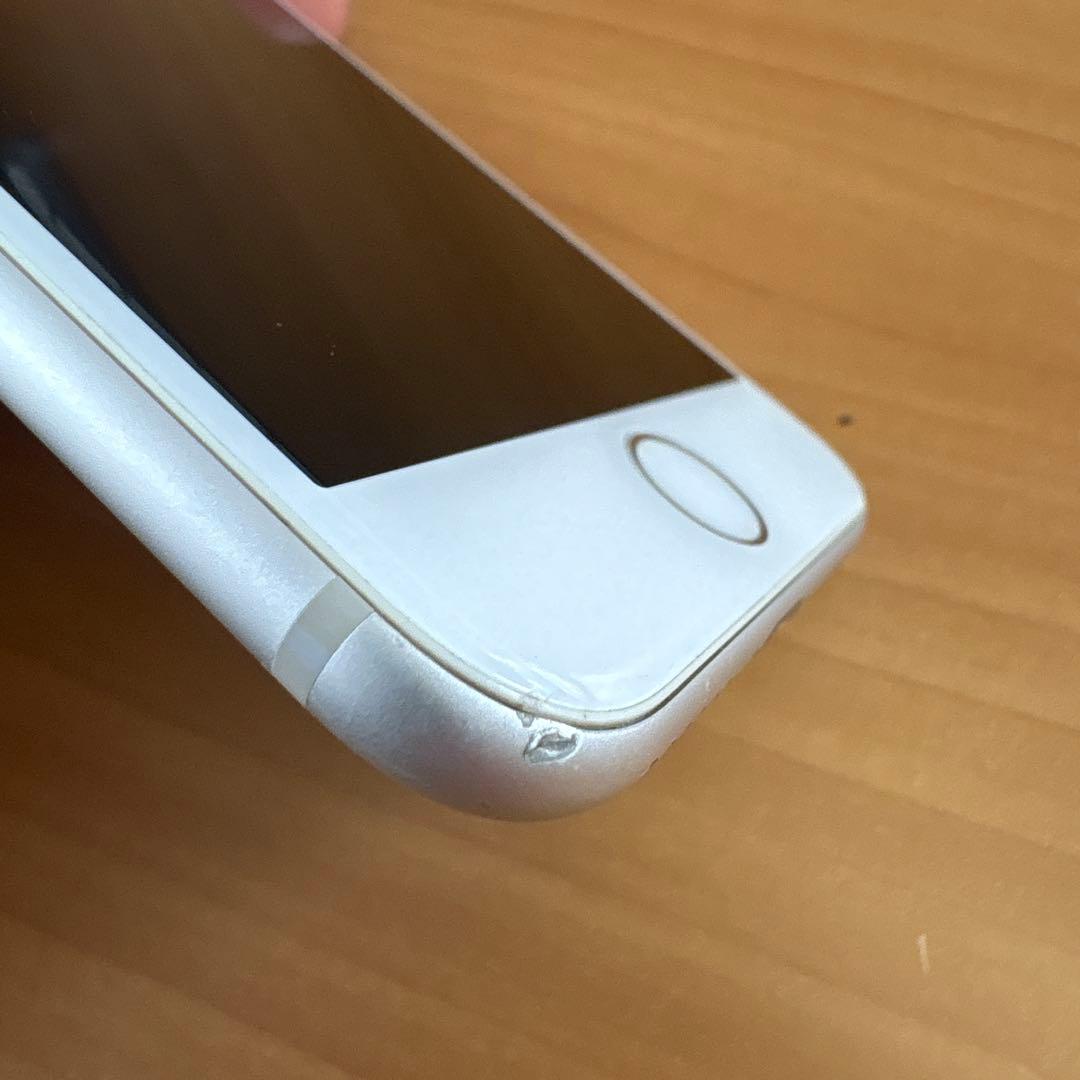 お*り様 iPhone 8 64GB 画面割れ SIMロック解除済み