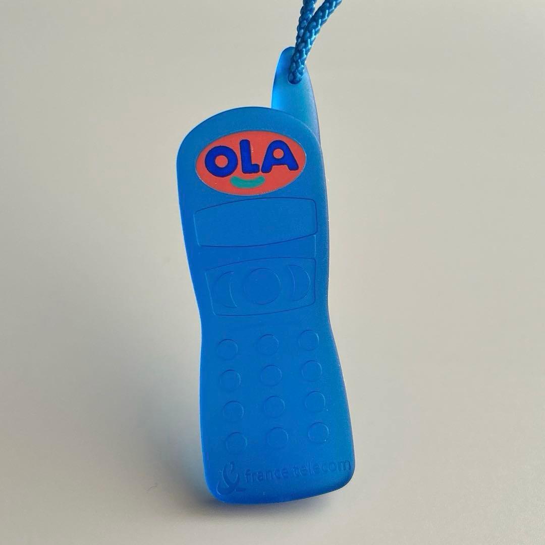 フレンチキーホルダー　france telecom OLA 携帯電話　ブルー